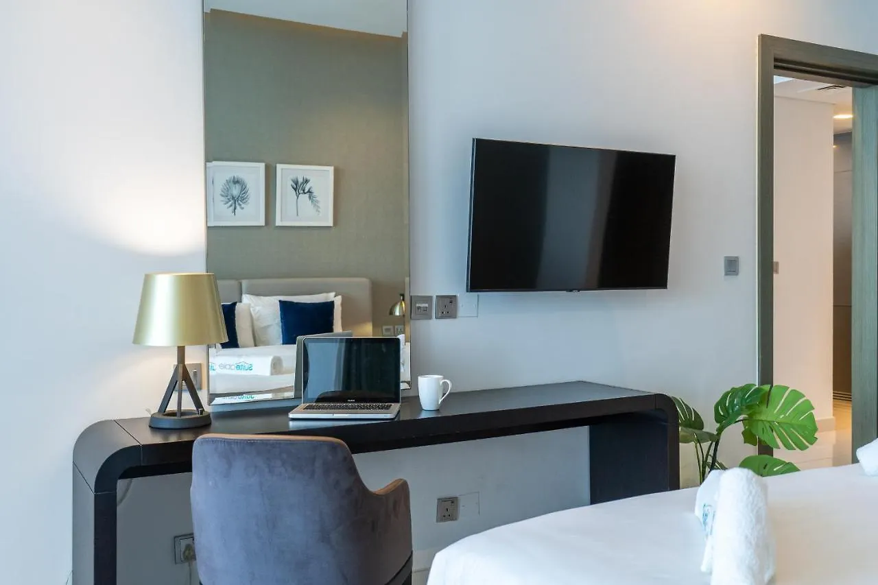 Spectacular Burj Khalifa View Service Apartment 迪拜