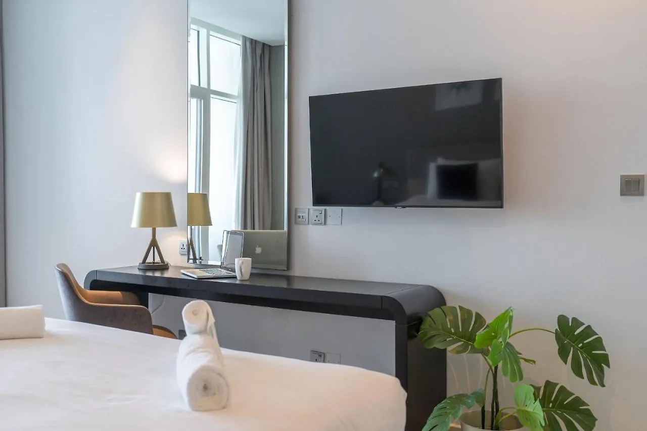 Spectacular Burj Khalifa View Service Apartment Dubai